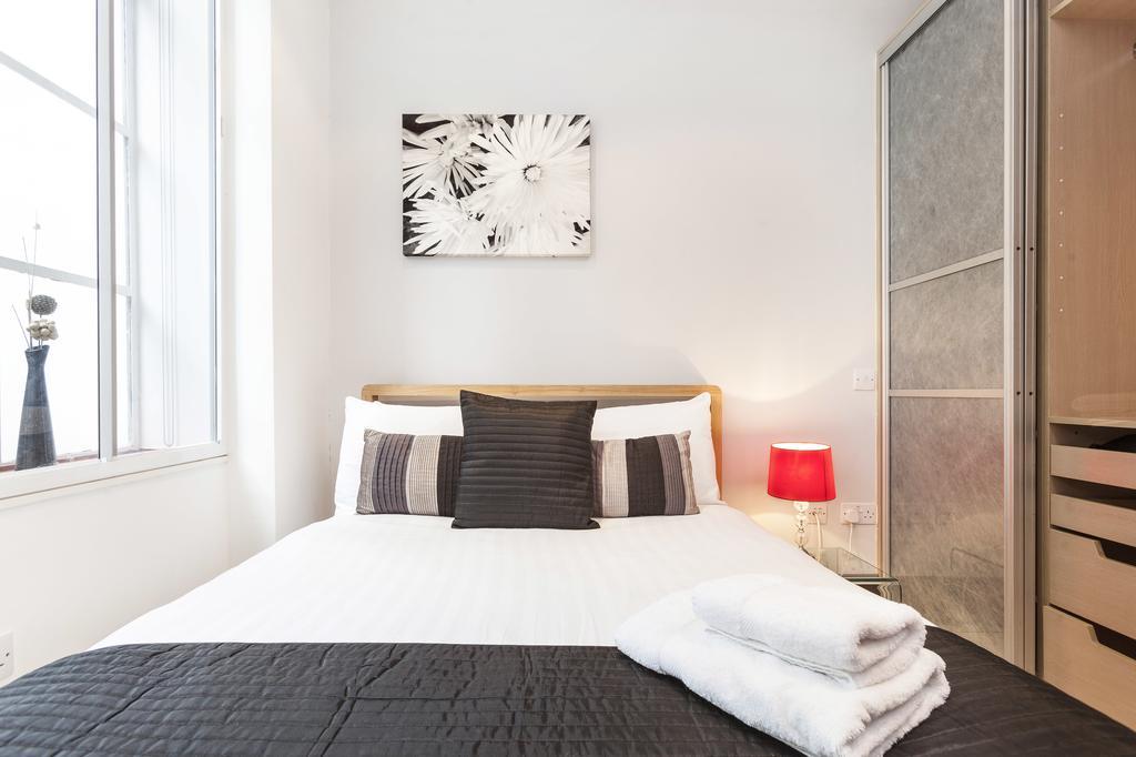 Club Living - Barbican Apartments لندن المظهر الخارجي الصورة