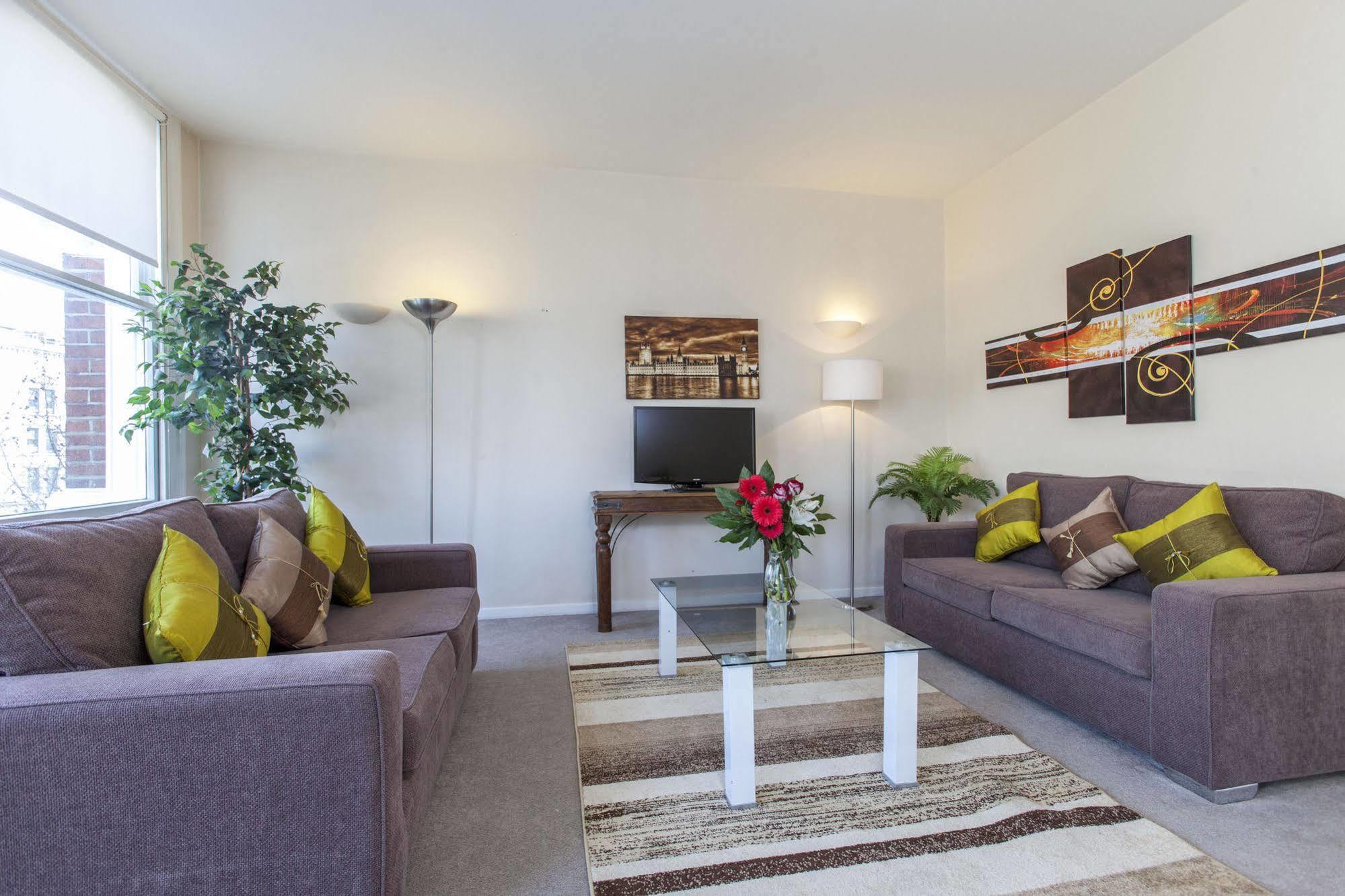 Club Living - Barbican Apartments لندن المظهر الخارجي الصورة